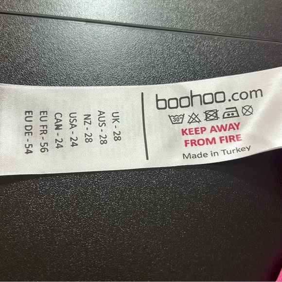 Boohoo Plus Ruffle Wide Leg Jumpsuit Pink Size 28 - Picture 4 of 6